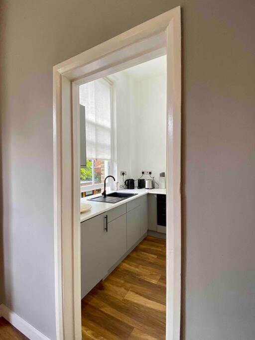 Stylish Studio For 3 Near Regents Park N4 London Ngoại thất bức ảnh